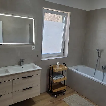 Apartament Neva